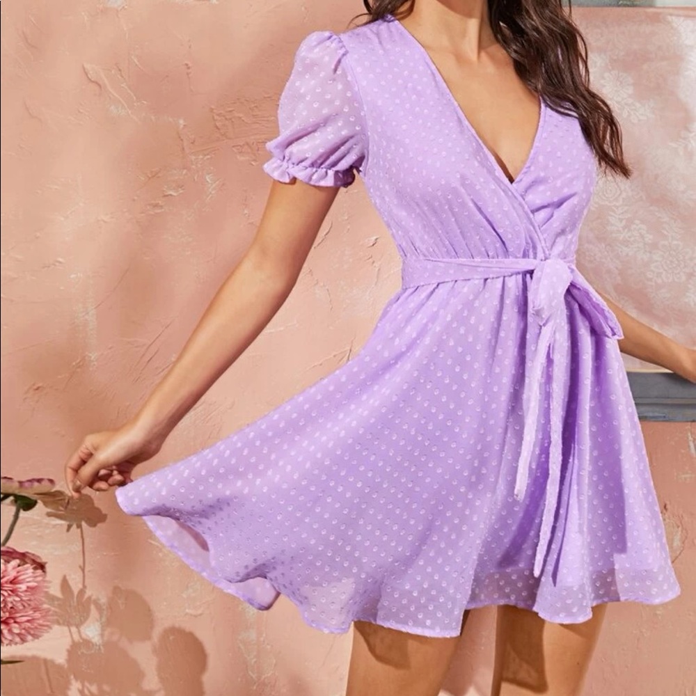 NWOT: Gorgeous lilac dress